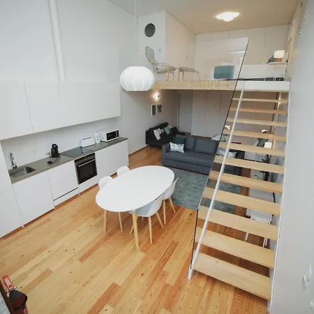 Guest Batalha Garden Apartment
