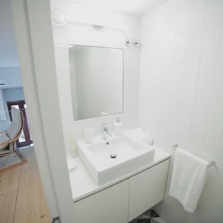 Guest Batalha Garden Apartment