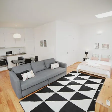 Guest Batalha Garden Apartment Porto
