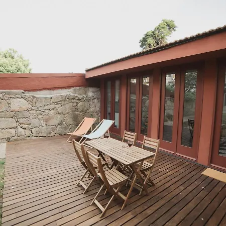 Guest Batalha Garden Apartment *