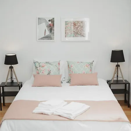 Guest Batalha Garden Apartment Porto